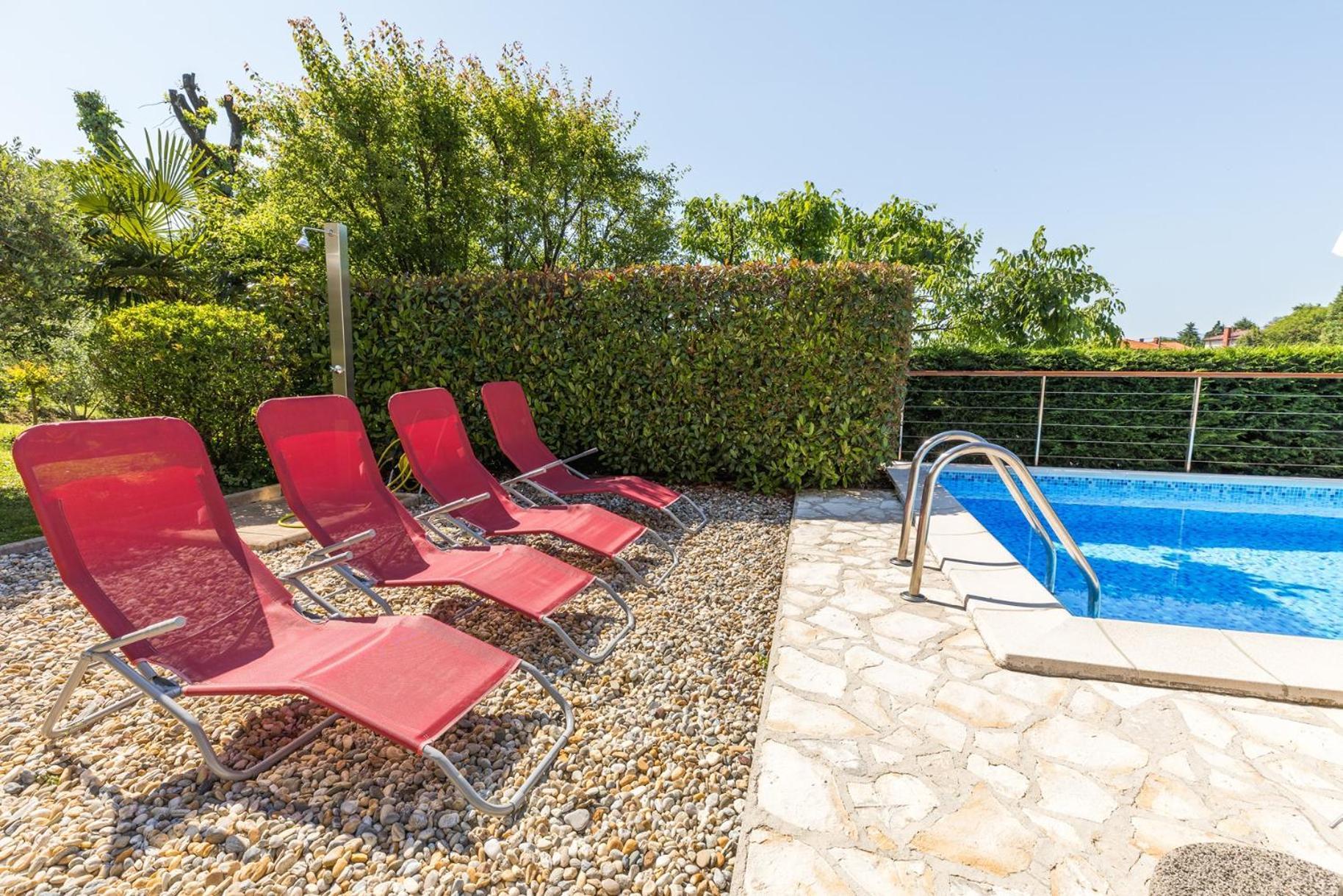 Apartments Dorijan With Pool Matulji Exterior photo